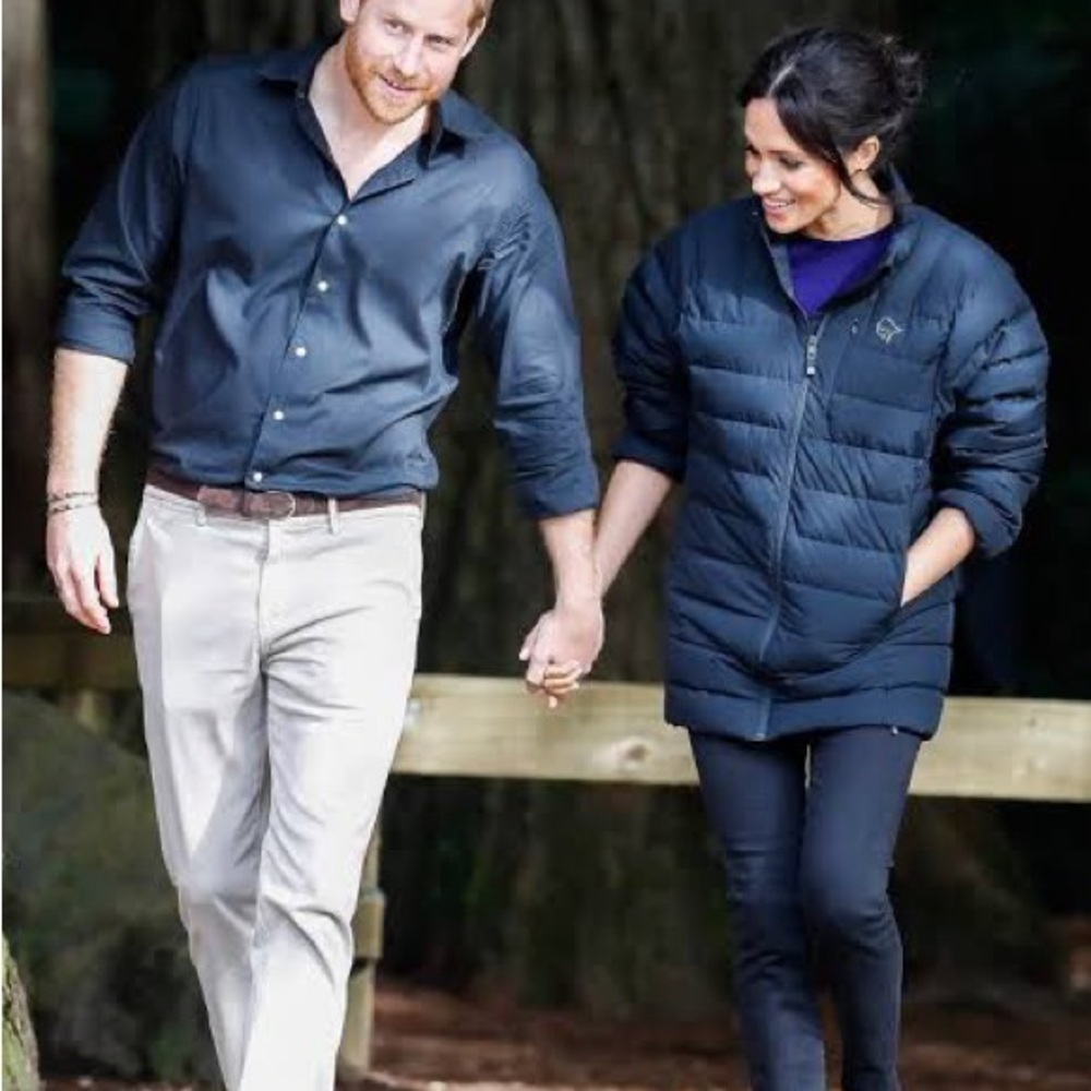 Birdies The New Starling Black Velvet Loafers, ASO Meghan Markle - Picture 6 of 9